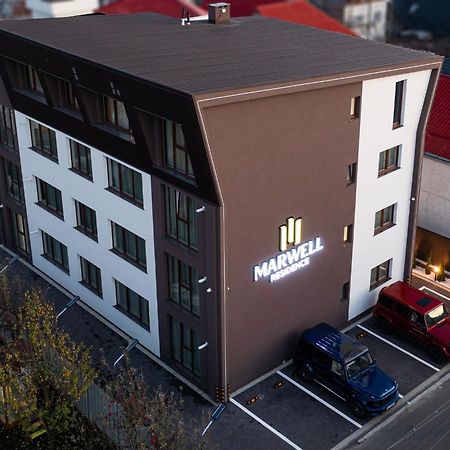 Deluxe Aparthotel Marwell Residence Suceava Exterior photo